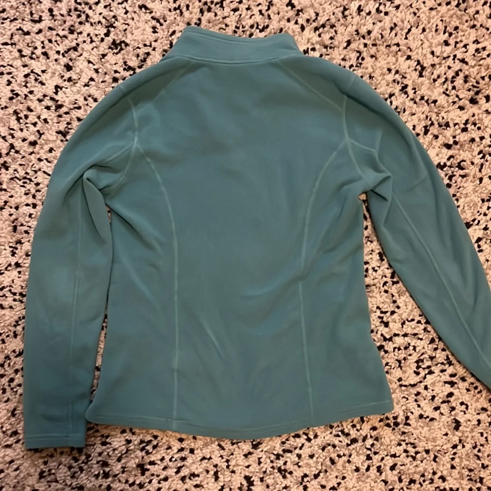 North Face Quarter Zip - Picture 7 of 7
